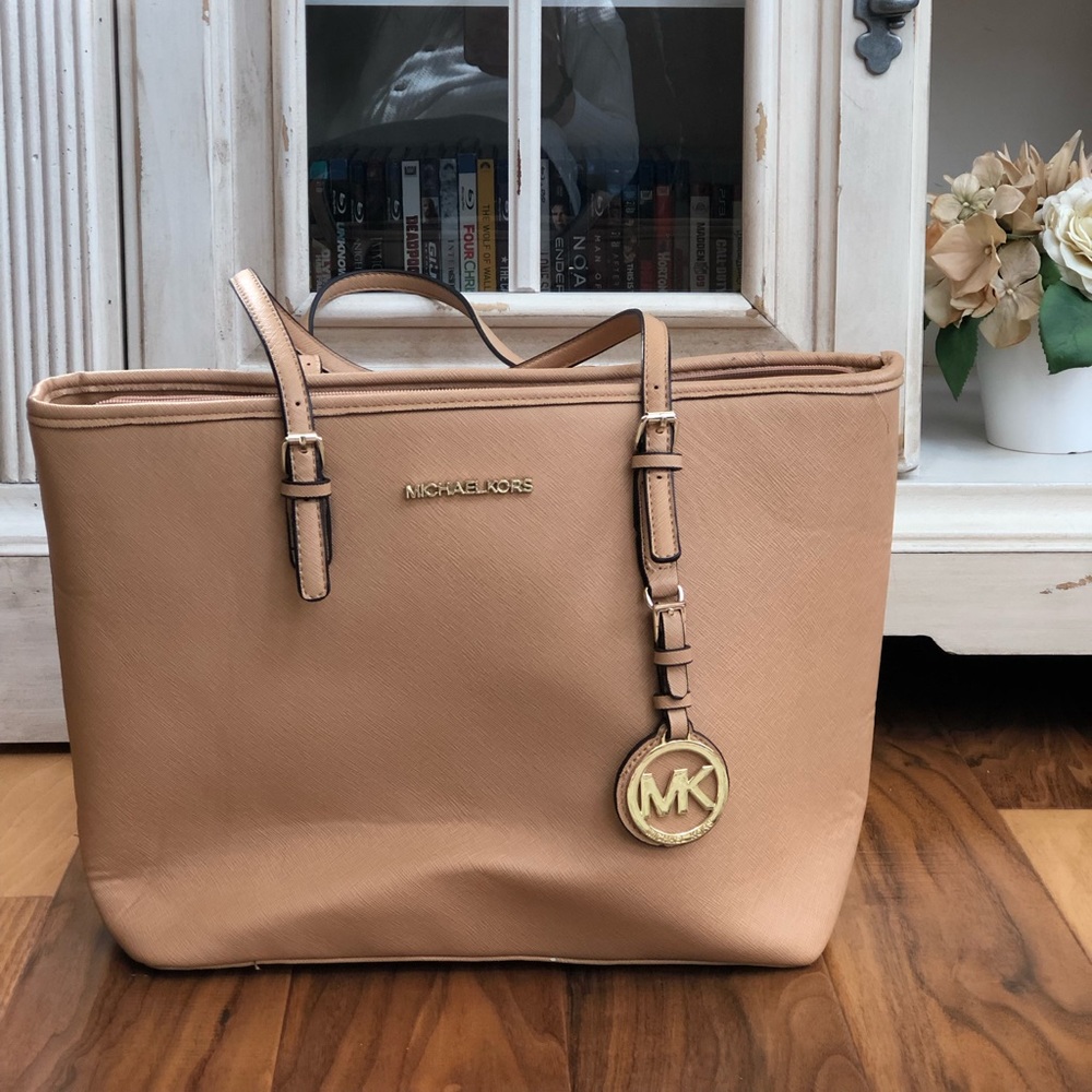 Michael Kors tote